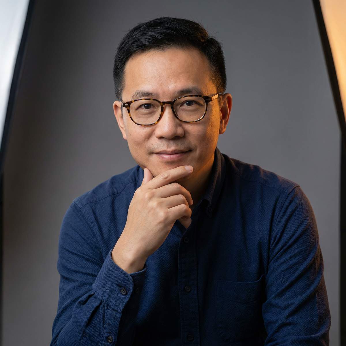 男同网传媒制片总监王铭哲